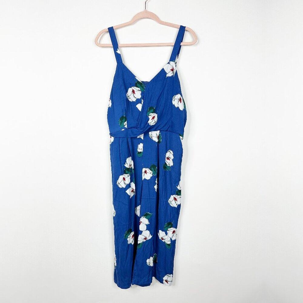 a new day - Blue Floral Sleeveless Jumpsuit